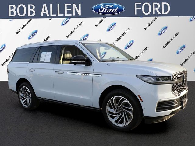 Used 2025 Lincoln Navigator Reserve with VIN 5LMJJ2LG2SEL07870 for sale in Kansas City