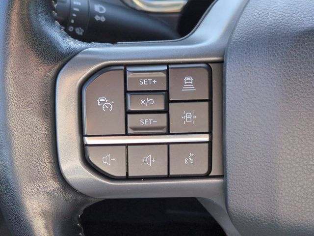 Used 2022 Gray Ford Lariat image 17