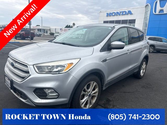 Ingot Silver Metallic 2017 Ford Escape SUV / Crossover Front-Wheel Drive 6-Speed Automatic