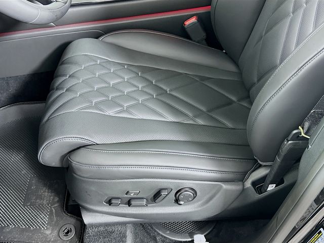 Thumbnail: 2026 Genesis GV80 - 21