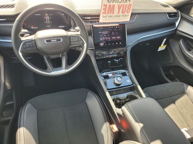 New 2025 White Jeep Altitude X image 9