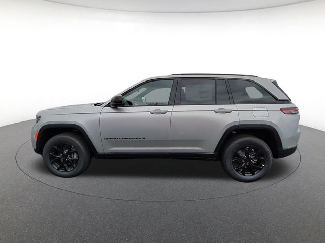 new 2025 Jeep Grand Cherokee car, priced at $40,847