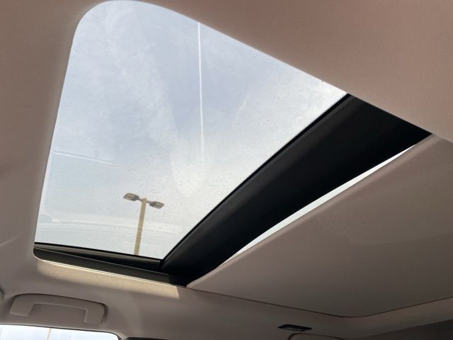 MitsubishiOutlander34