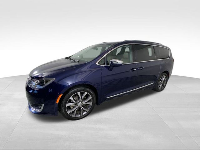 2017 Chrysler Pacifica Limited 3