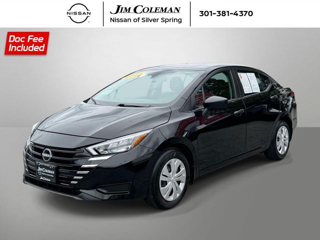 Super Black 2025 Nissan Versa Sedan Front-Wheel Drive Continuously Variable Transmission