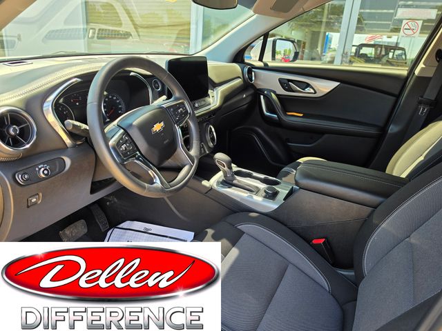 Summit White 2025 Chevrolet Blazer SUV / Crossover  9-Speed Automatic Overdrive