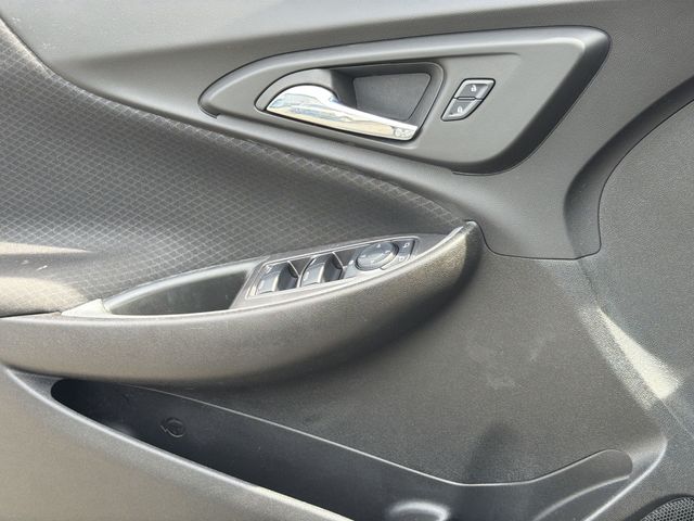 Used 2025 Gray Chevrolet LT image 32