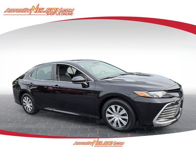 Midnight Black Metallic 2022 Toyota Camry Hybrid Sedan Front-Wheel Drive Continuously Variable Transmission