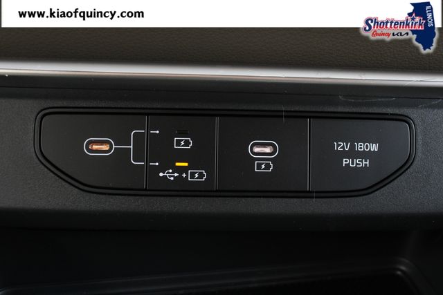 New 2026 Kia Carnival MPV Van