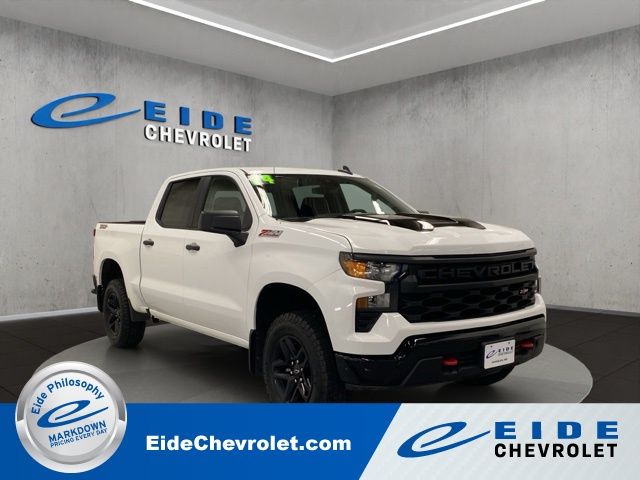 2024 Chevrolet Silverado 1500 Custom Trail Boss Crew Cab 4WD