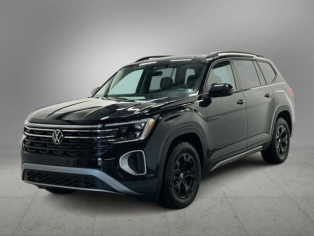 2025 Volkswagen Atlas 2.0T Peak Edition Black at Subaru and VW of Moon Township