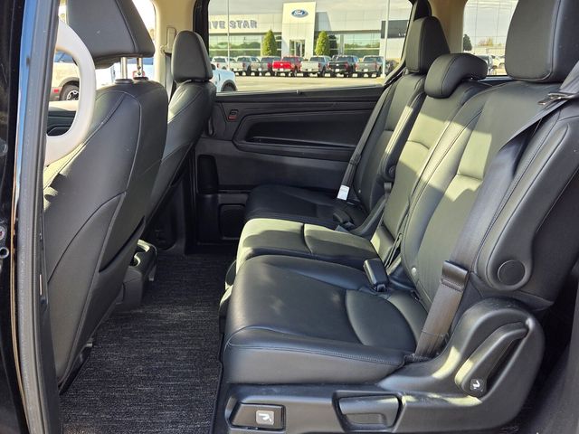 Used 2025  Honda EX-L image 12