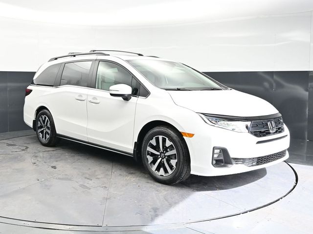 Platinum White Pearl 2026 Honda Odyssey Minivan Front-Wheel Drive Automatic