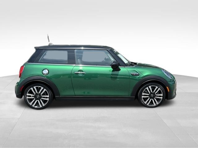 2022 MINI Cooper S Signature 4