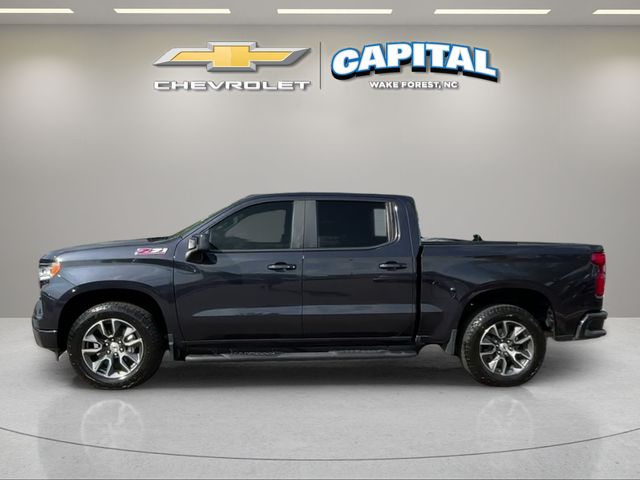 Used 2022 Gray Chevrolet RST image 2
