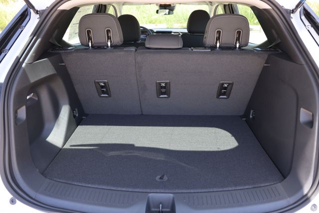 2027 Chevrolet Bolt EV LT - 10