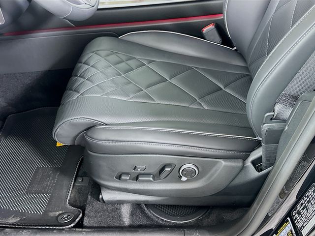 Thumbnail: 2026 Genesis GV80 - 21