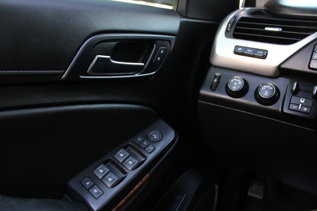 Used 2020 White Chevrolet Premier image 17