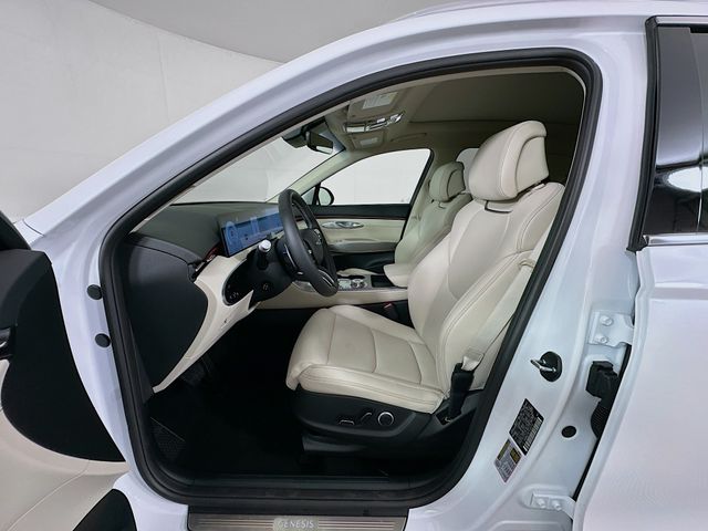 Thumbnail: 2026 Genesis GV70 - 22