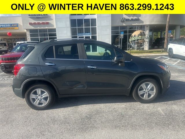 Nightfall Gray Metallic 2020 Chevrolet Trax LT FWD SUV / Crossover Front-Wheel Drive 6-Speed Automatic