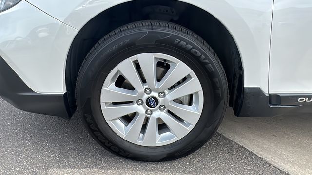 2019 Subaru Outback 2.5i 10