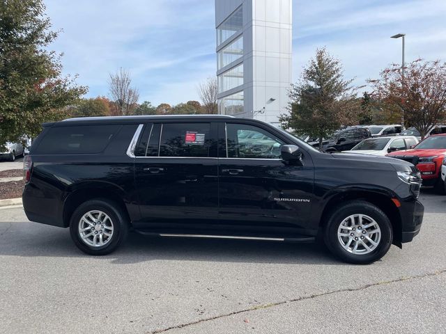 2023 Chevrolet Suburban LT 2