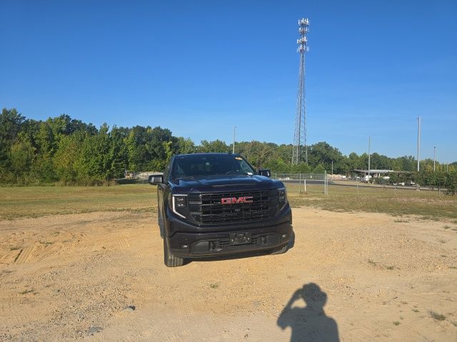 Used 2025 Silver GMC Elevation image 13