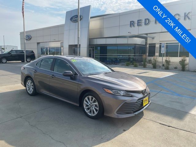2024 Toyota Camry LE FWD