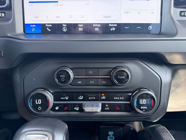 Used 2025 Gray Metallic Ford Badlands image 15