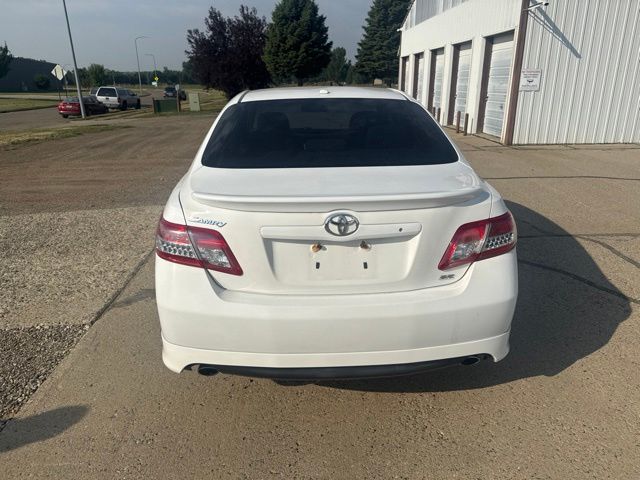 2011 White Toyota Camry LE FWD Sedan