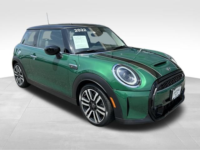 2022 MINI Cooper S Signature 3