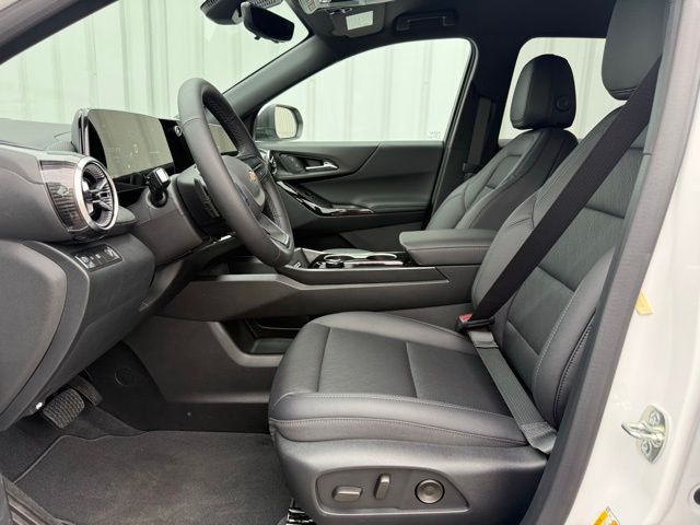 new 2026 Chevrolet Equinox car, priced at $33,790