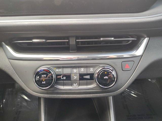 Used 2025 Brown Buick Preferred image 19
