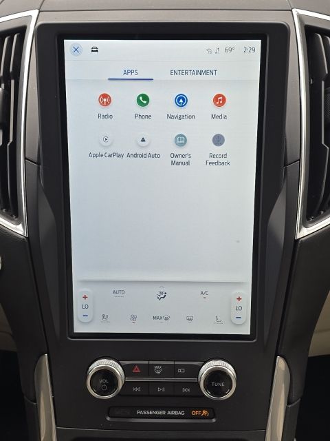 2022 Ford Edge Titanium:168337A