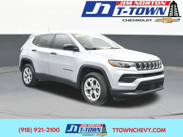 Silver Zynith Metallic Clearcoat 2025 Jeep Compass SUV / Crossover Four-Wheel Drive 8-Speed Automatic