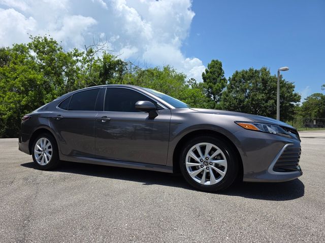 Predawn Gray Mica 2023 Toyota Camry Sedan Front-Wheel Drive 8-Speed Automatic