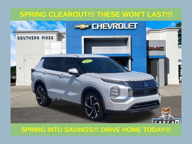 White 2022 Mitsubishi Outlander ES FWD SUV / Crossover Front-Wheel Drive Continuously Variable Transmission