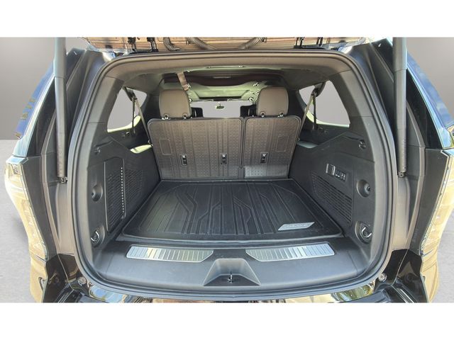 Used 2025 Black Chevrolet High Country image 32