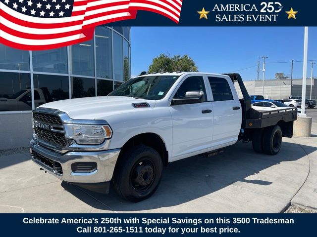 Bright White Clearcoat 2020 RAM 3500 Chassis Pickup Truck Four-Wheel Drive 6-Speed Automatic