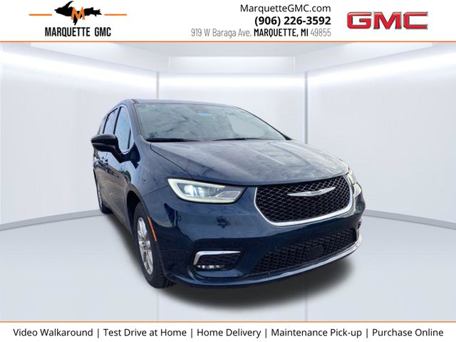 2025 Chrysler Pacifica Select FWD