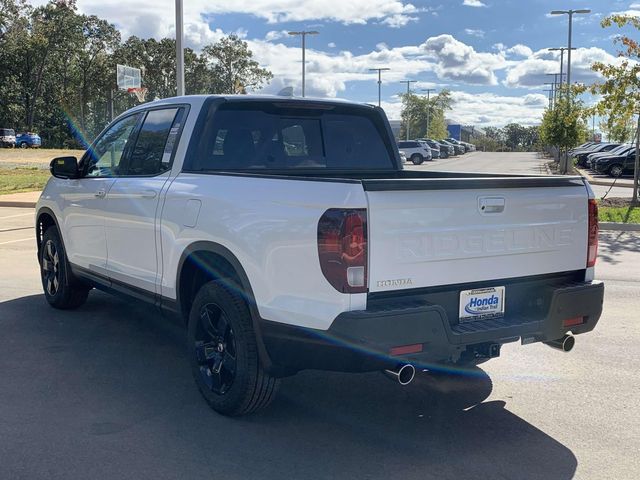 2025 Honda Ridgeline Black Edition 8