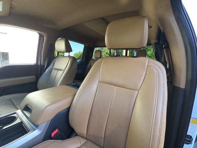 2022 Ford F-250SD Lariat:B02329