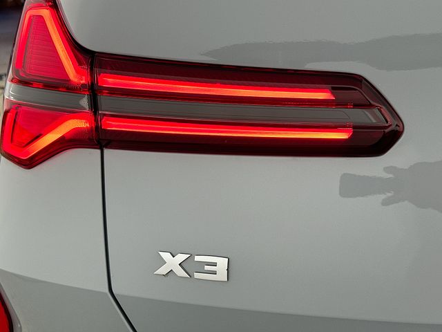 2025 BMW X3  37