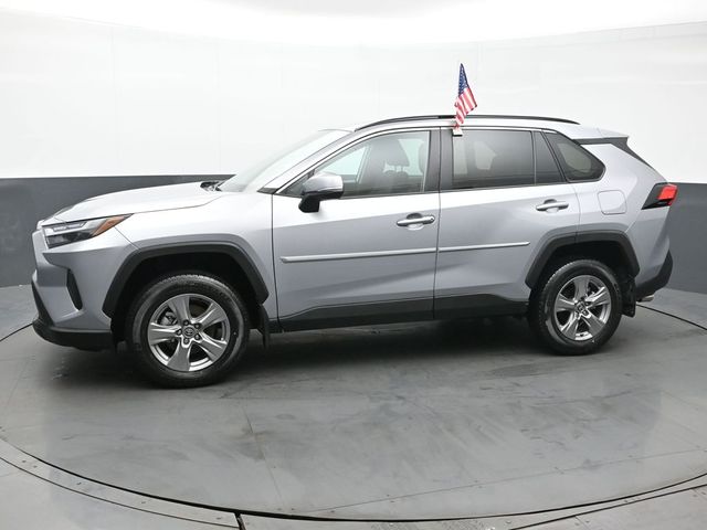 2024 Toyota RAV4 XLE 2