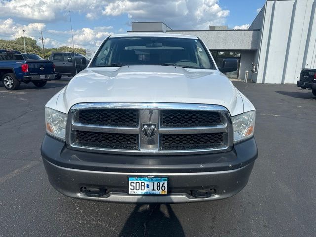 2010 Bright White Clearcoat Dodge 1500 ST 4X4 Truck