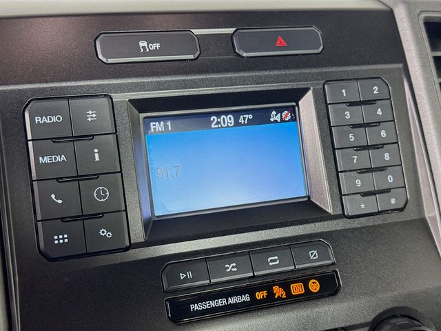 2022 Ford F-350SD XL photo