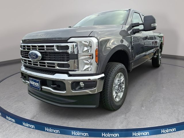 Carbonized Gray Metallic 2026 Ford F-350 Super Duty Pickup Truck Four-Wheel Drive Automatic