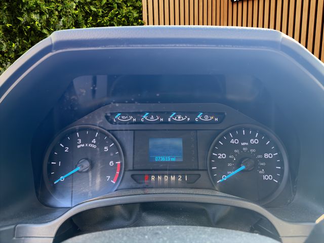 2018 FORD F-350 XL SERVICE TRUCK • KNAPHEIDE UTILITY BODY • 1 OWNER • CLEAN CARFAX  ONLY 73K MILES • 6.2L V8 • TOMMY GATE 1,600 LB LIFTGATE • TRAFCON ARROW BOARD • WORK-READY FLEET TRUCK Thumbnail