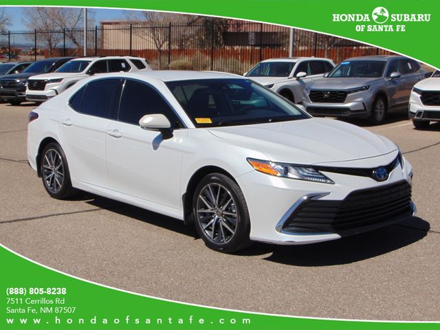 2022 Toyota Camry Hybrid XLE FWD
