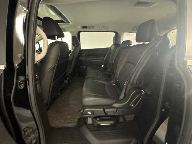 Used 2025 Honda Odyssey Van